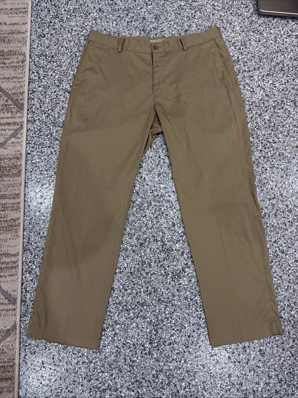 Nike Tour Performance Golf Pants Men's 36x30 Tan Flat Front Chino 639779-235
